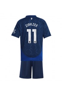 Manchester United Joshua Zirkzee #11 Babytruitje Uit tenue Kind 2024-25 Korte Mouw (+ Korte broeken)